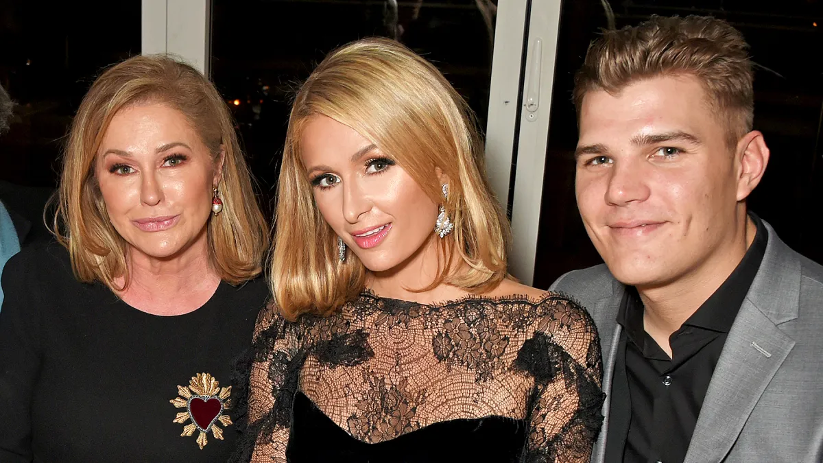 Kathy-Hilton,-Paris-Hilton-and-Chris-Zylka