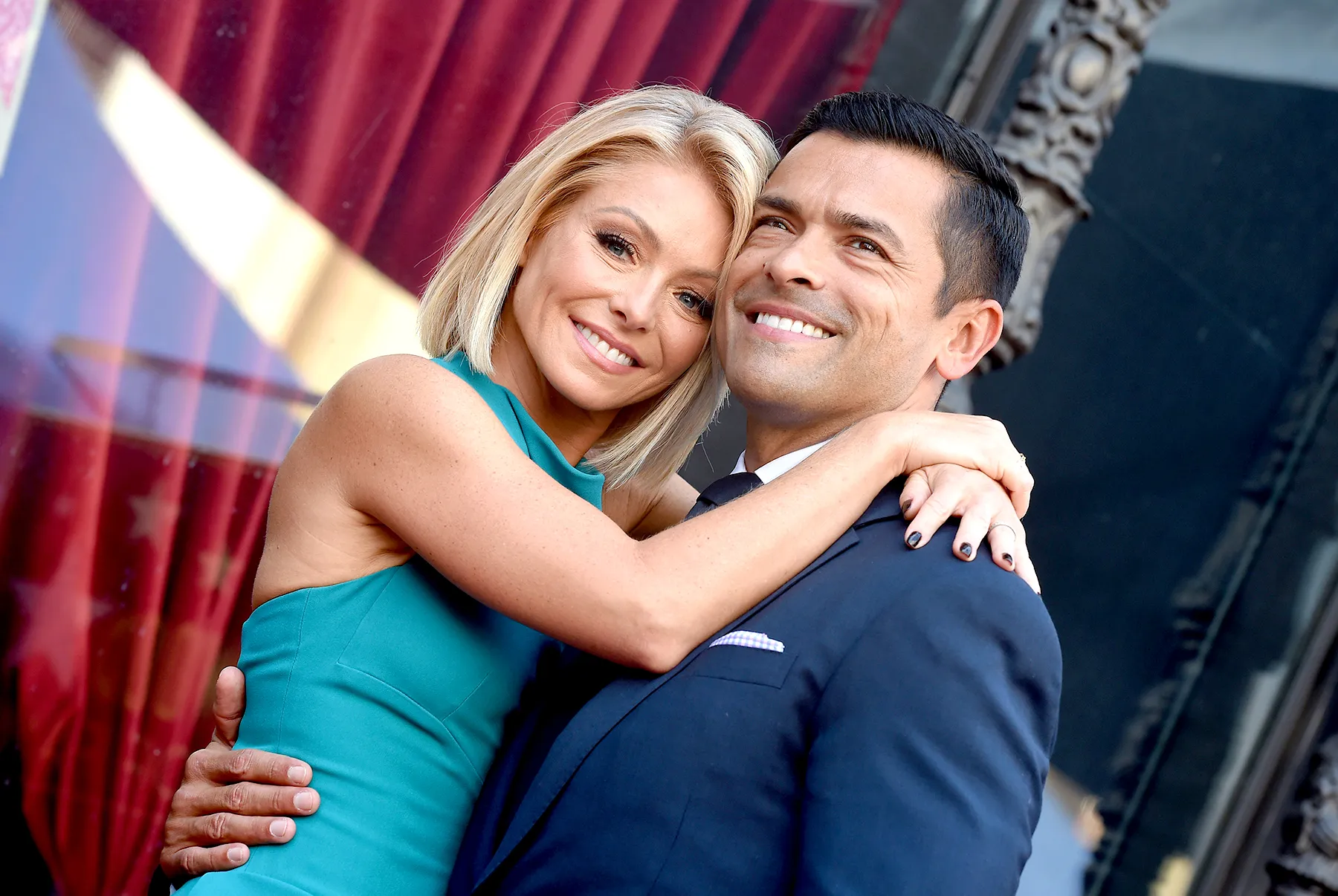 Kelly Ripa and Mark Consuelos strong marriage