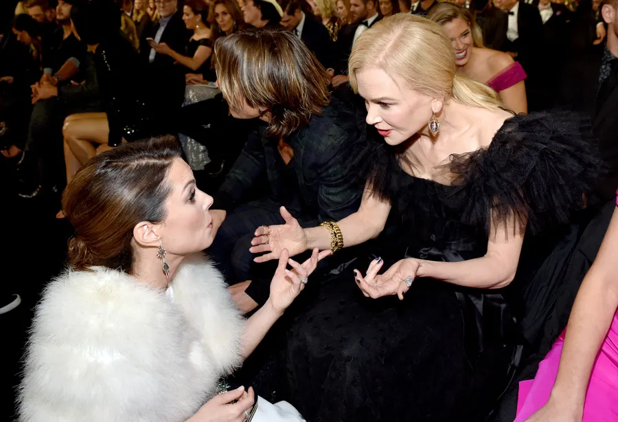 Inside CMAs 2018 Kimberly Williams-Paisley Nicole Kidman