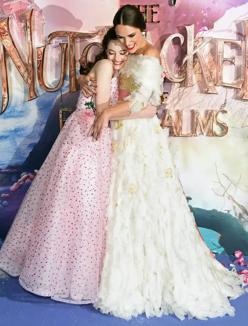 Mackenzie Foy Keira Knightley