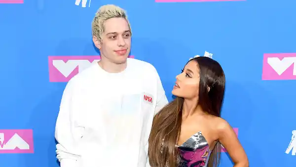 Pete--Davidson-Jokes-ABout-Ariana-Grande