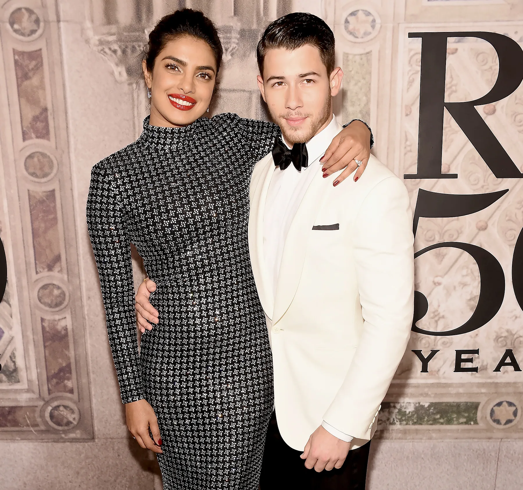 Priyanka-Chopra-and-Nick-Jonas