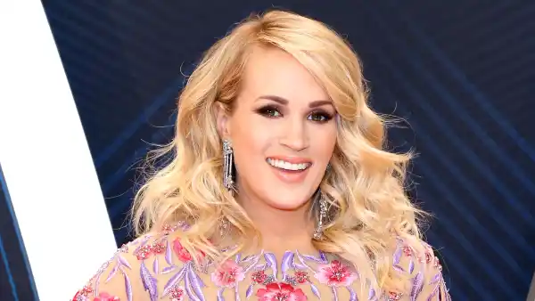 carrie underwood-