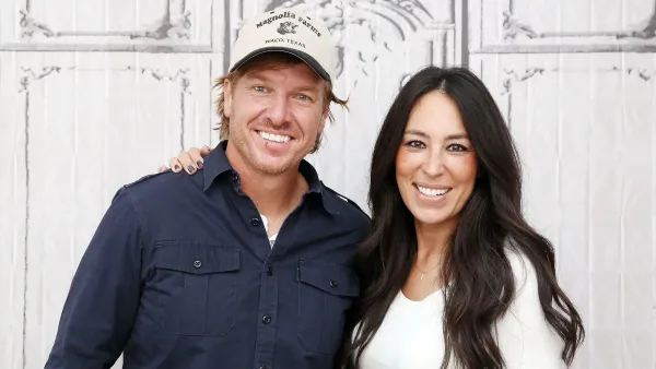 Chip Gaines Joanna Gaines Christmas Tradition