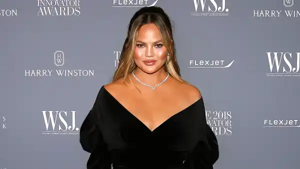 chrissy-teigen
