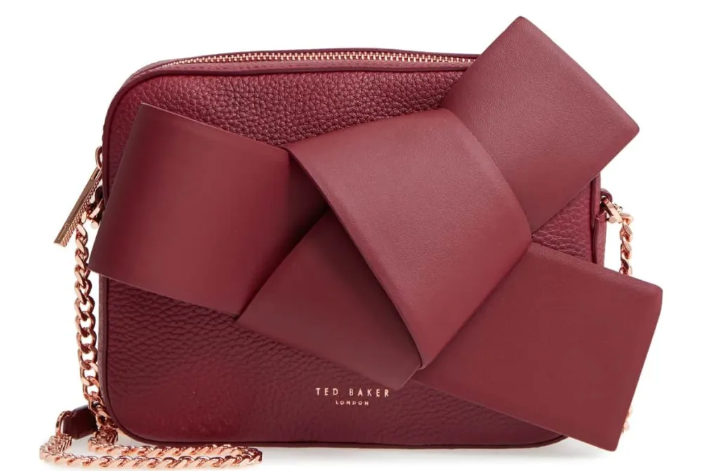 giant knot leather camera bag