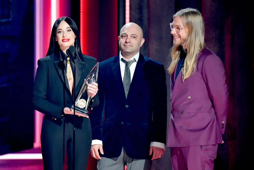 kacey-musgraves-cmas-2019