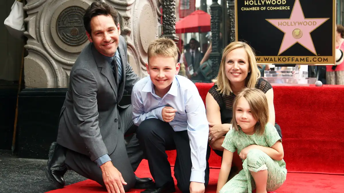 paul rudd Family Holiday