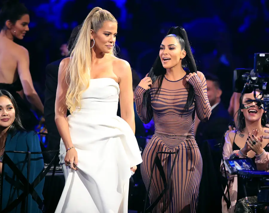 peoples-choice-Khloe-Kardashian-and-Kim-Kardashian-West