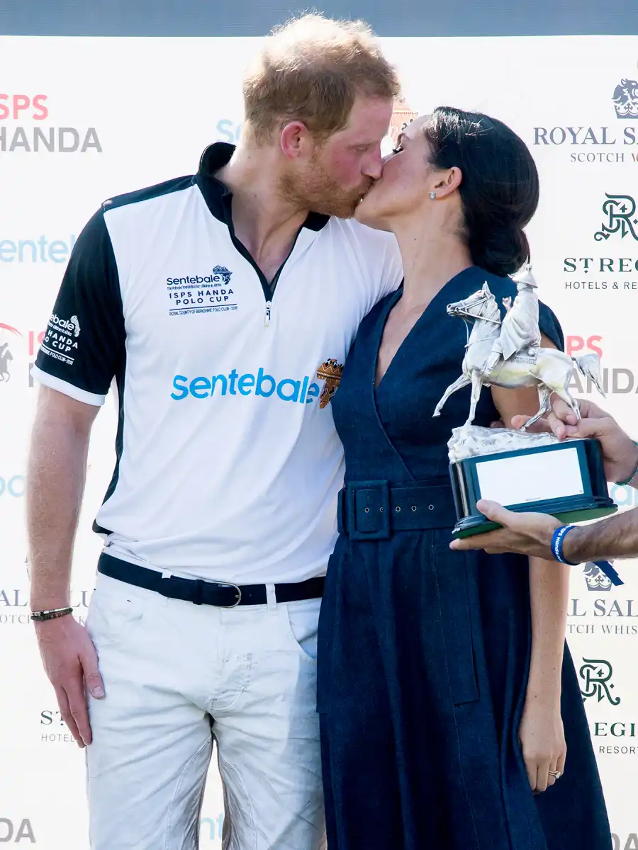prince-harry-duchess-meghan-pda