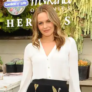 Alicia Silverstone Celebrates the Launch of her lmykind Organics Herbals.