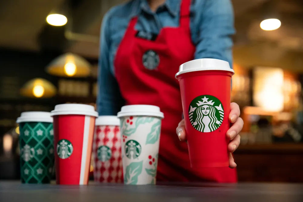 Starbucks Ran Out of Reusable Cups in Minutes, Angering Twitter: &ldquo;It&rsquo;s So Not Fair&rdquo;