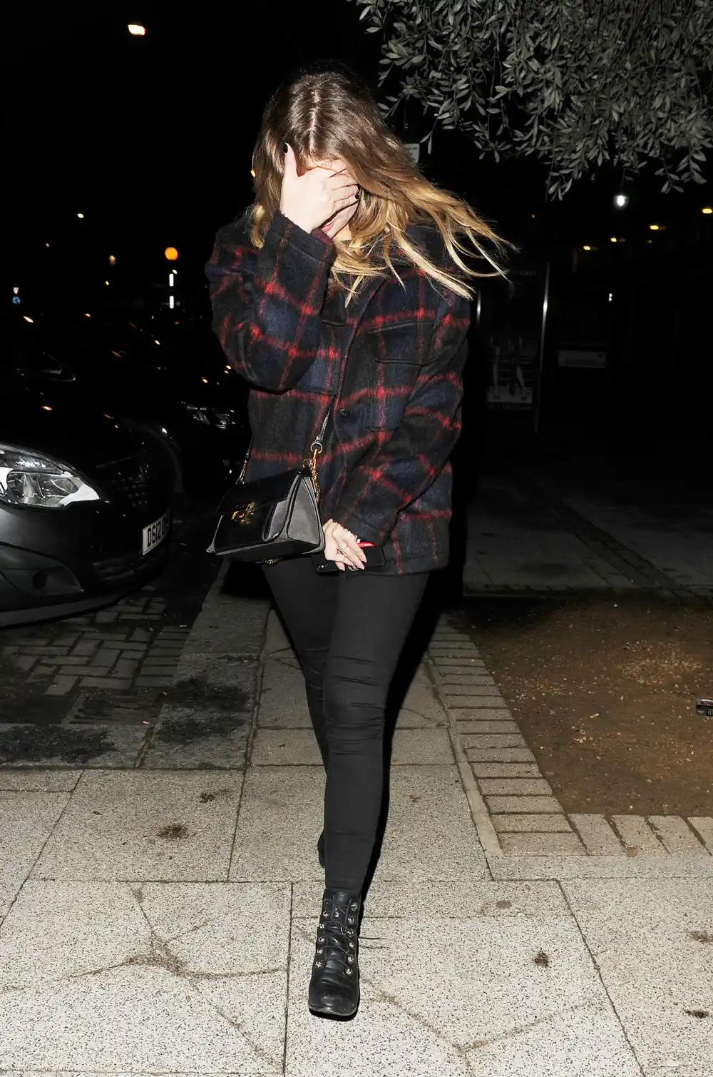 Inside Ashley Benson and Cara Delevingne&rsquo;s Theme Park Date