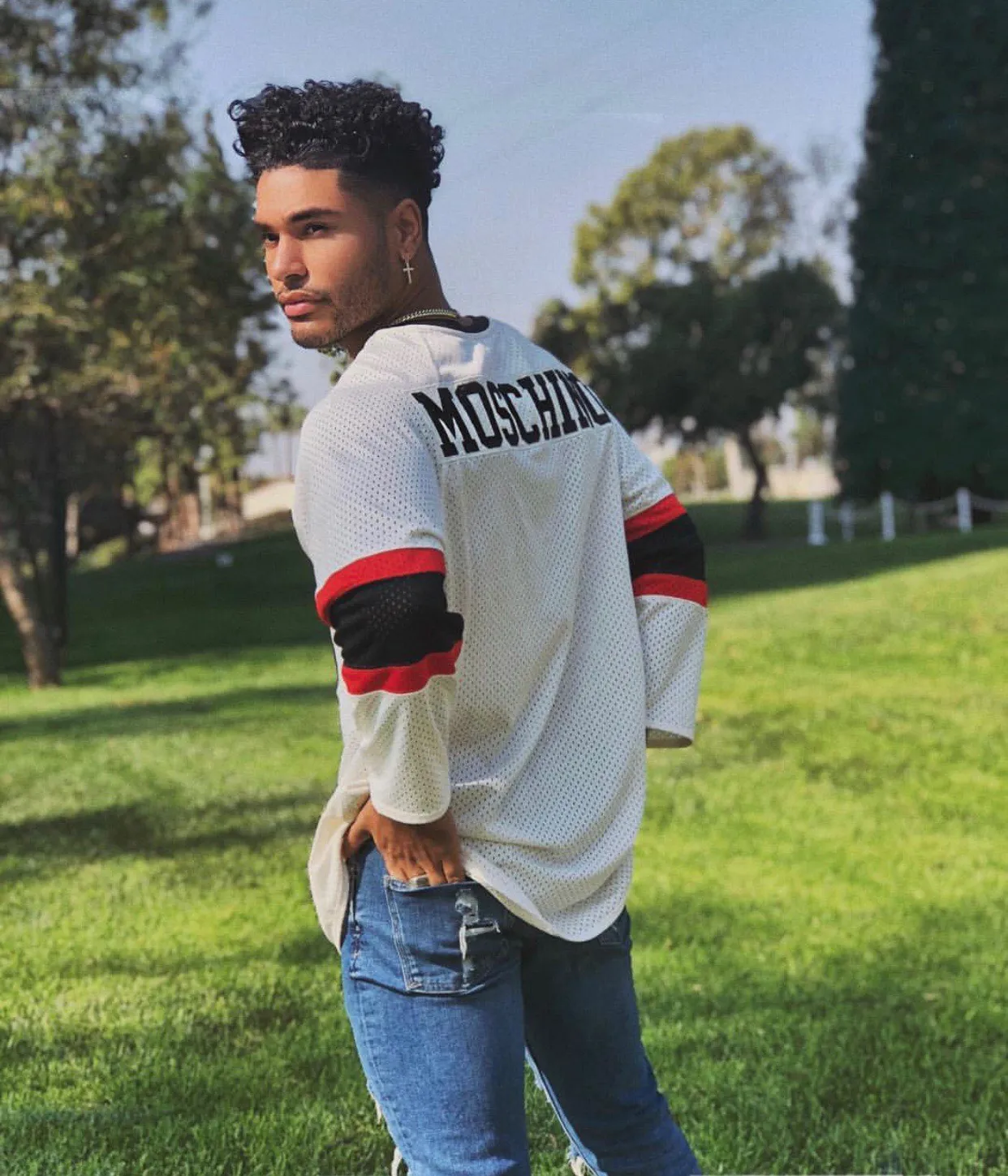 ‘Big Brother' Star Jozea Flores Drops Reality Star-Filled 'Metele' Music Video