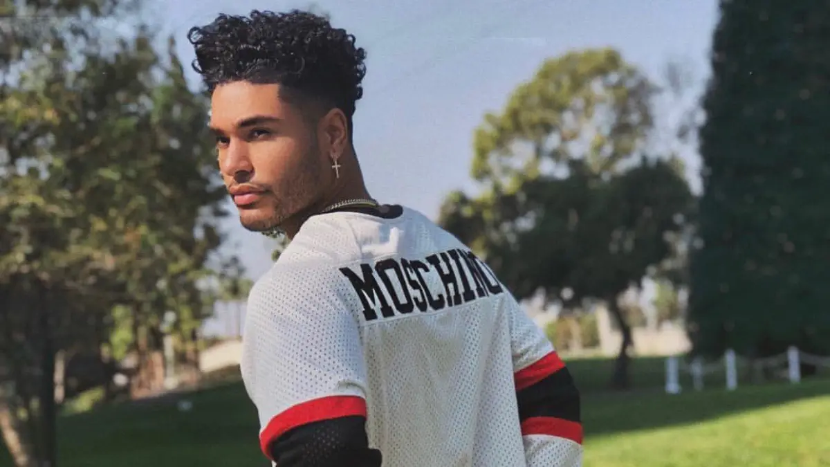 ‘Big Brother' Star Jozea Flores Drops Reality Star-Filled 'Metele' Music Video