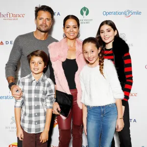 Brooke-Burke-Talks-Holiday-Traditions-After-David-Charvet-Split-2