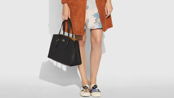 Coach Charlie Carryall