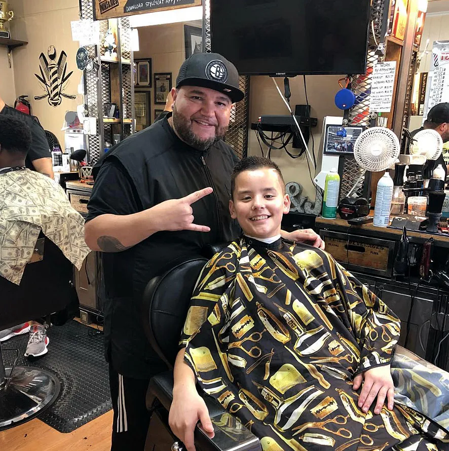 Collin Gosselin &lsquo;has the light back in his eyes&rsquo; after his father, Jon Gosselin, was awarded sole custody of him, a source tells Luxury Handbag Shopping