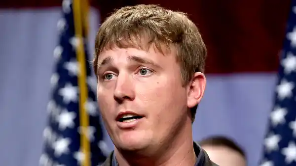 Dakota-Meyer-Teen-Mom