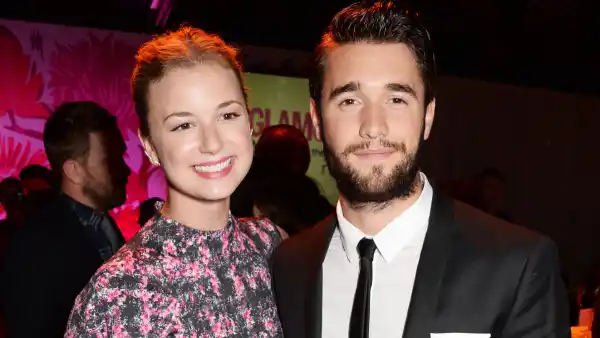 Emily VanCamp Josh Bowman Marry Bahamas