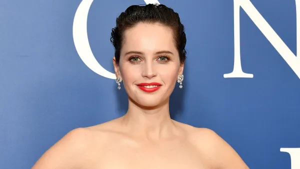 Felicity Jones red lipstick on the basis of sex