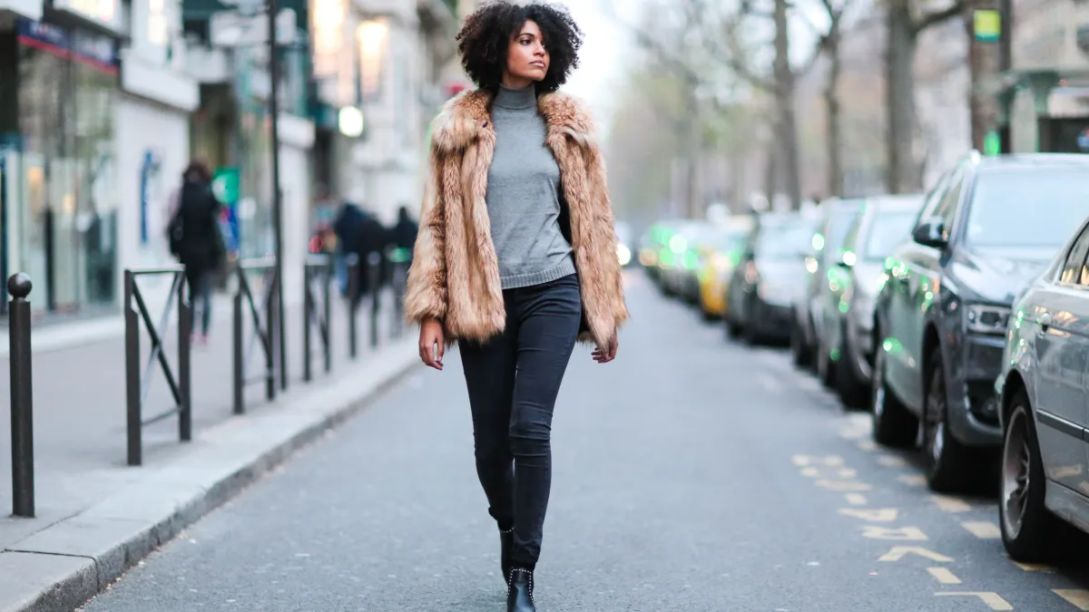 woman in skinny jeans