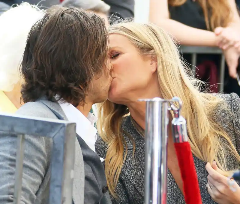 Gwyneth Paltrow Brad Falchuk Praise Ryan Murphy For Introducing Them