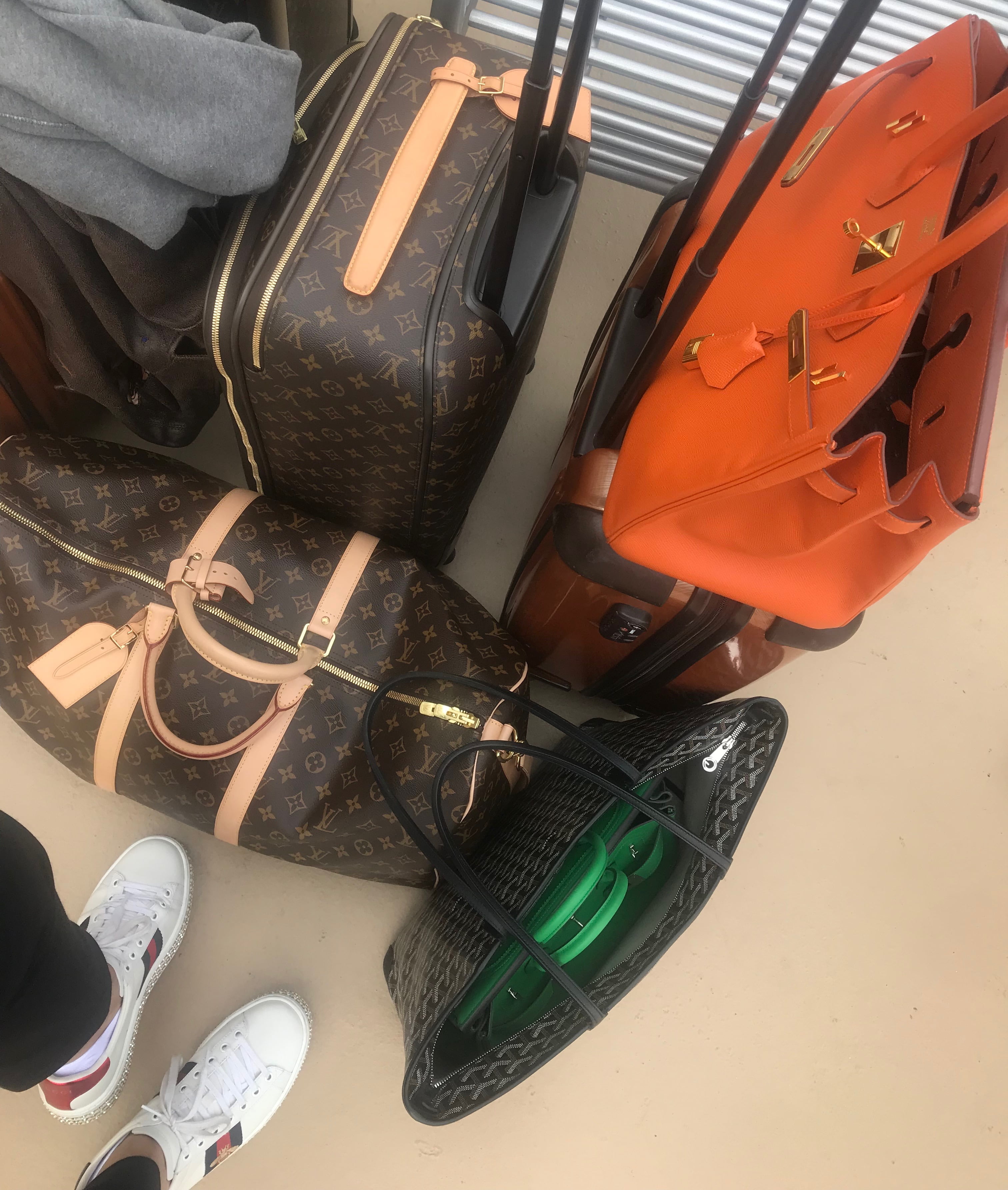 shopping in Paris,traveling to Paris,hermes sale 2019,Paris