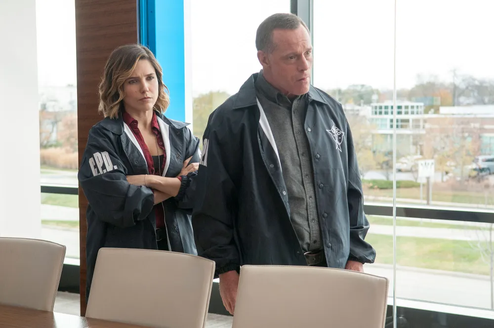 Jason Beghe Sophia Bush