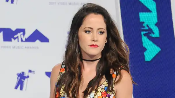 Jenelle Evans Reveals Multiple Pains After Hospitalization: 'Hand IVs Suck'