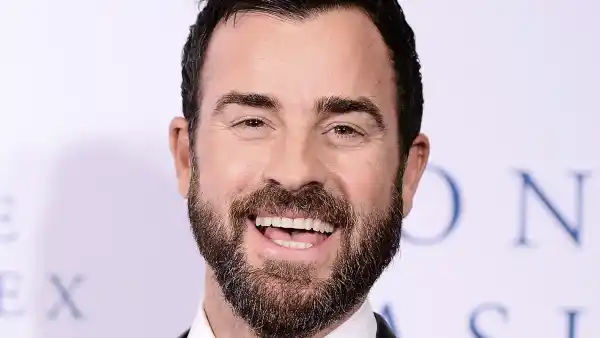 Justin Theroux Jokes ‘New Couple Alert’ About Photo of Him and Ruth Bader Ginsburg