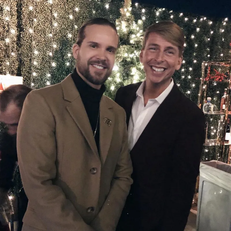 From Leo DiCaprio to Nick Viall: Inside Seth MacFarlane’s Christmas Party