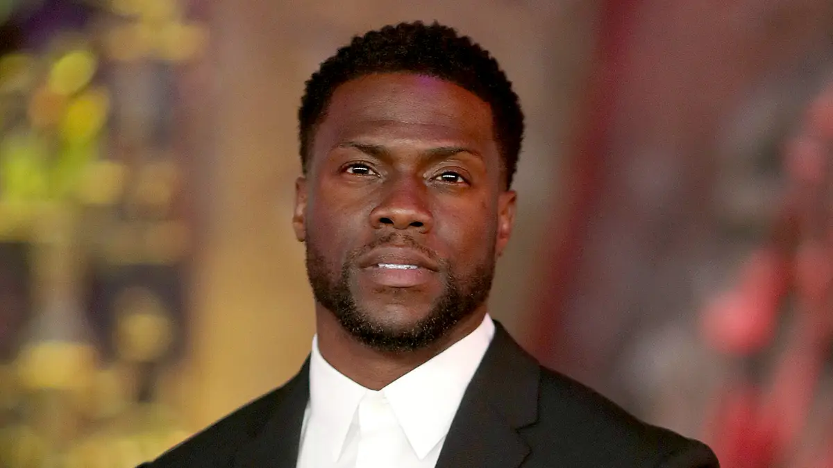 Kevin-Hart-Deletes-Homophobic-Tweets