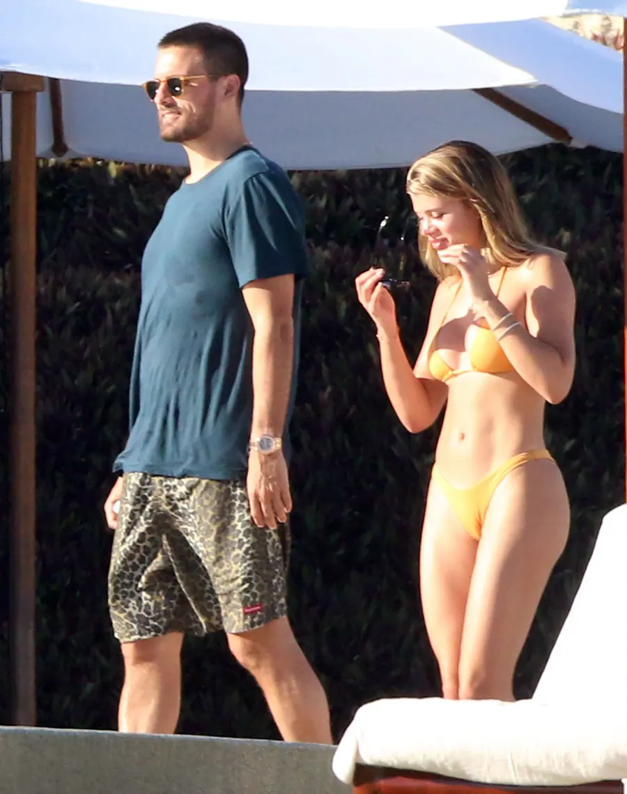 Kourtney-kardashian-beach-vacation-Scott-Disick-girlfriend-Sofia-Richie
