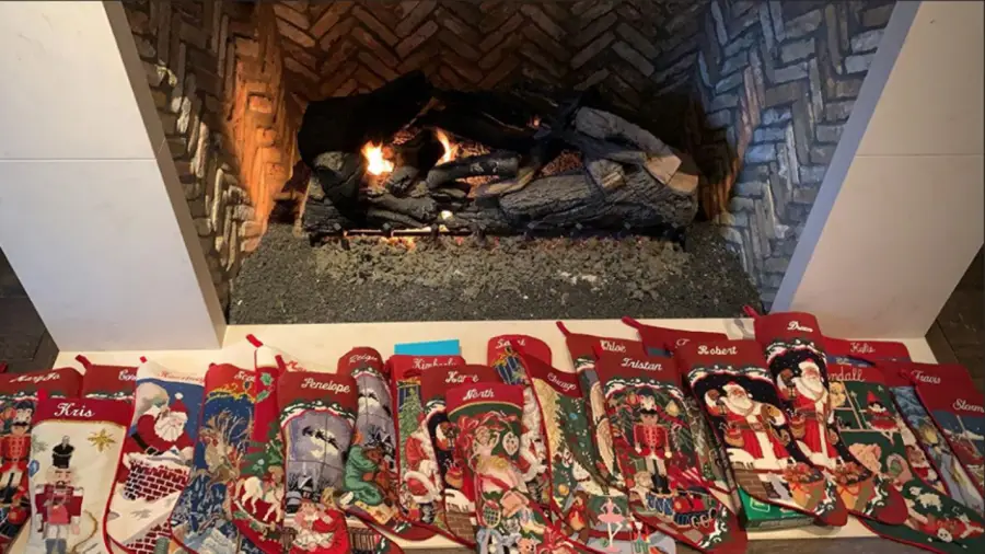 Kardashian Christmas Morning