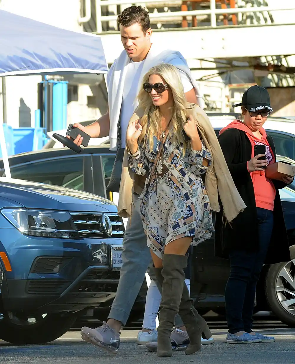 Kris-Humphries-dating-mystery-woman