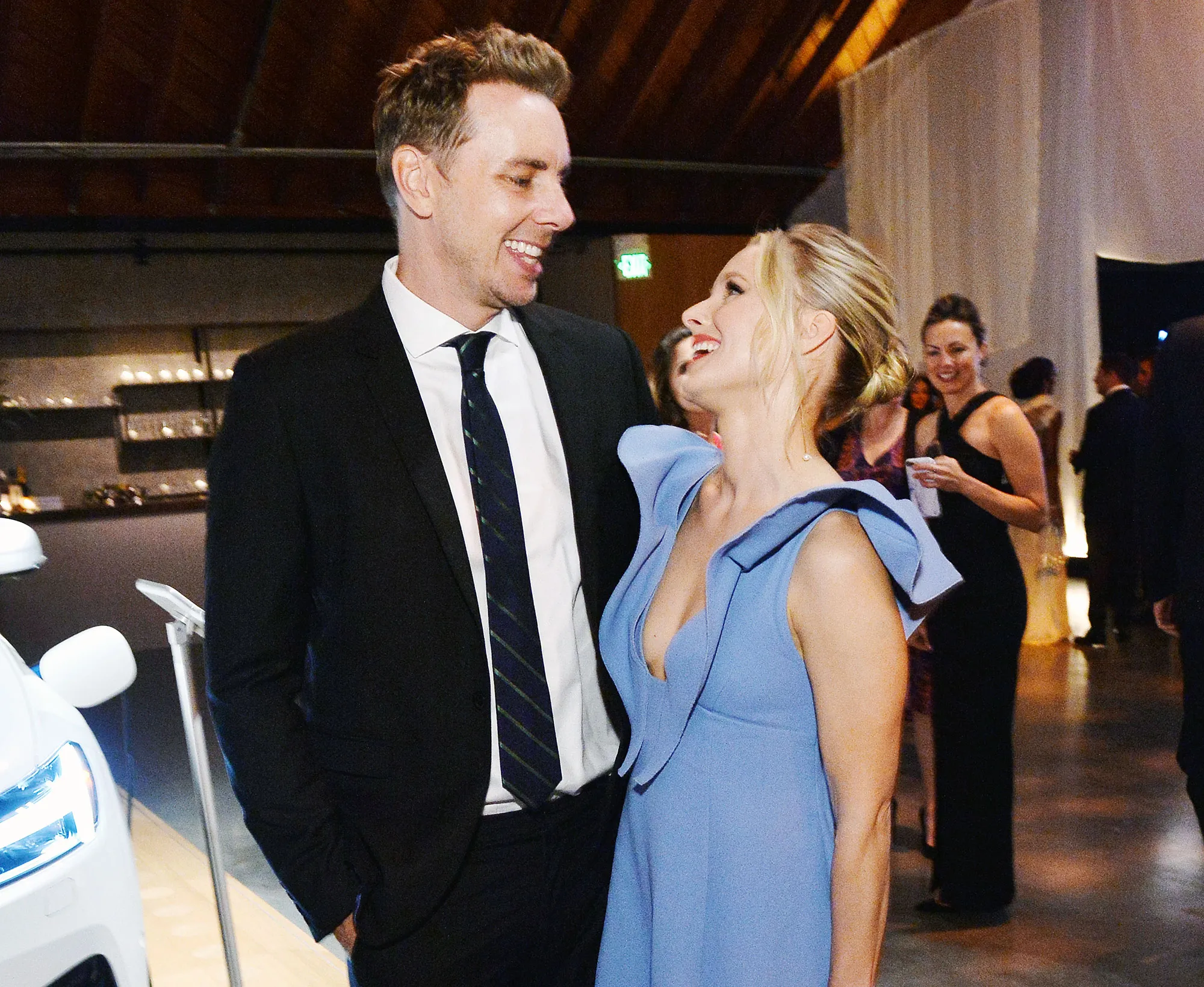 Dax Shepard Kristen Bell Pre Christmas Roller Skate Date