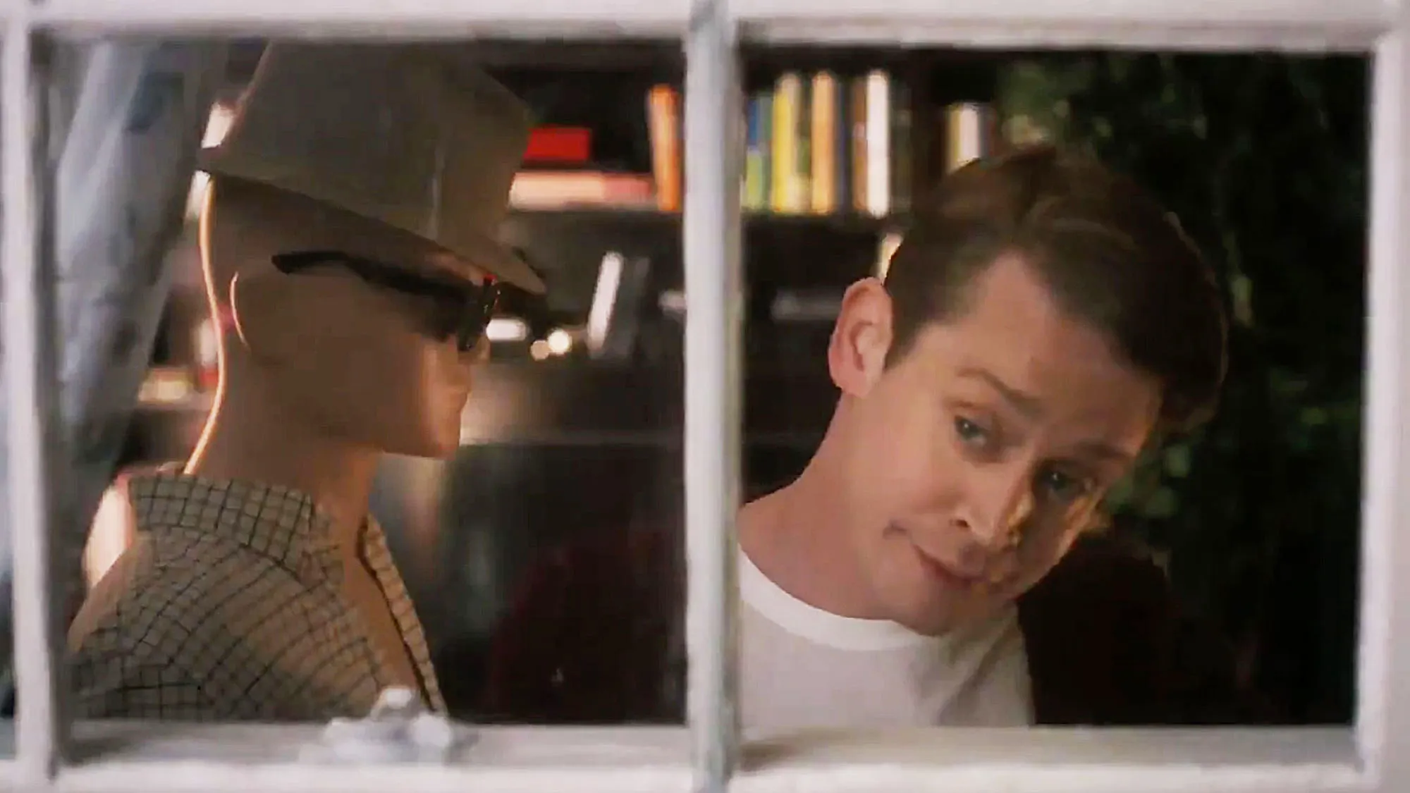 Macaulay Culkin Makes a Hilarious Parody of His 'Replica Luxury Handbag Alone' Character As an Adult