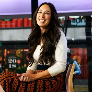 People Are Flipping Out Over Joanna Gaines' Christmas Photo