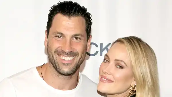 Peta-Murgatroyd-naked-Maksim-Chmerkovskiy