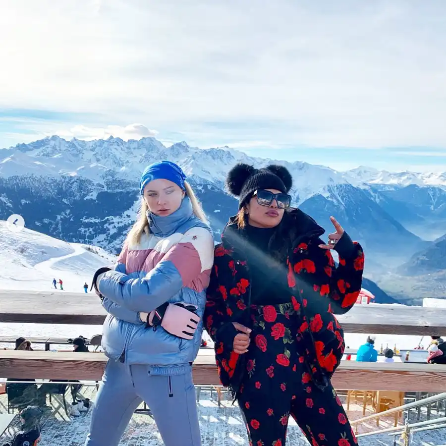 Priyanka Chopra Nick Jonas Joe Jonas Sophie Turner Ski Trip