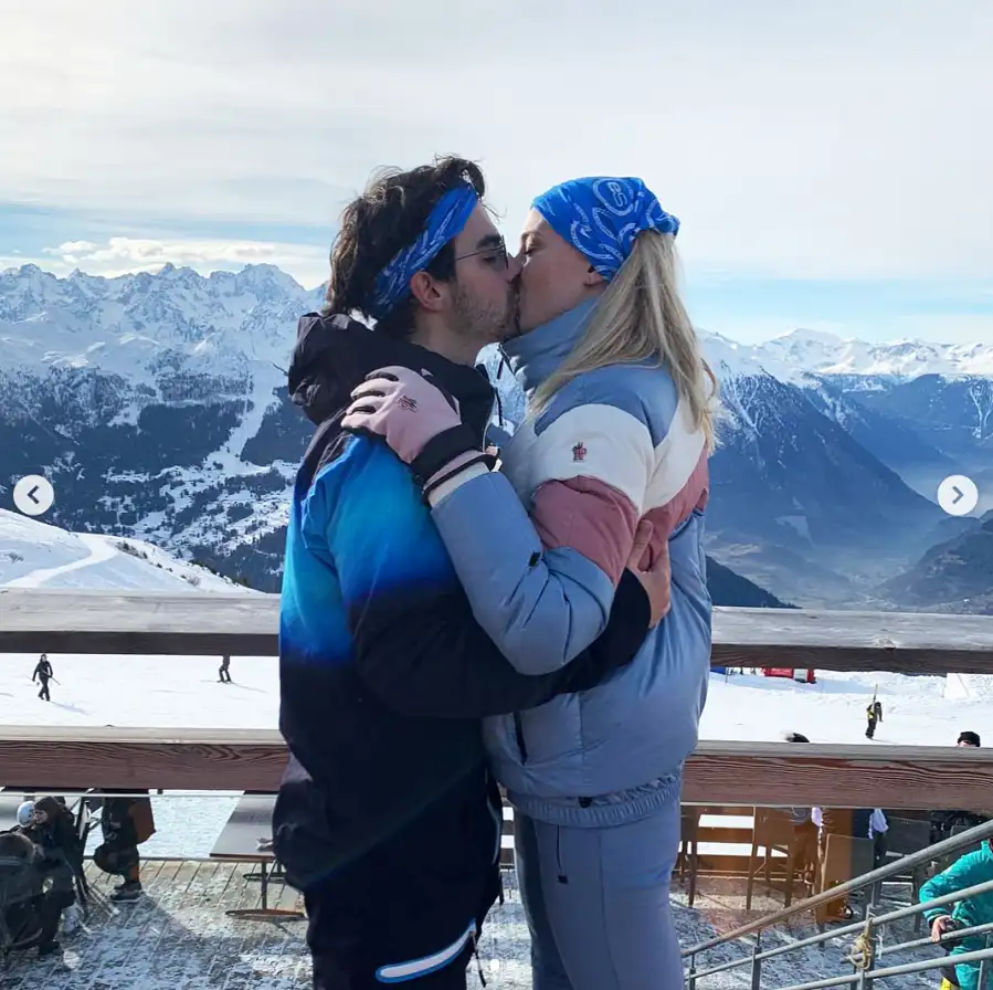 Priyanka Chopra Nick Jonas Joe Jonas Sophie Turner Ski Trip