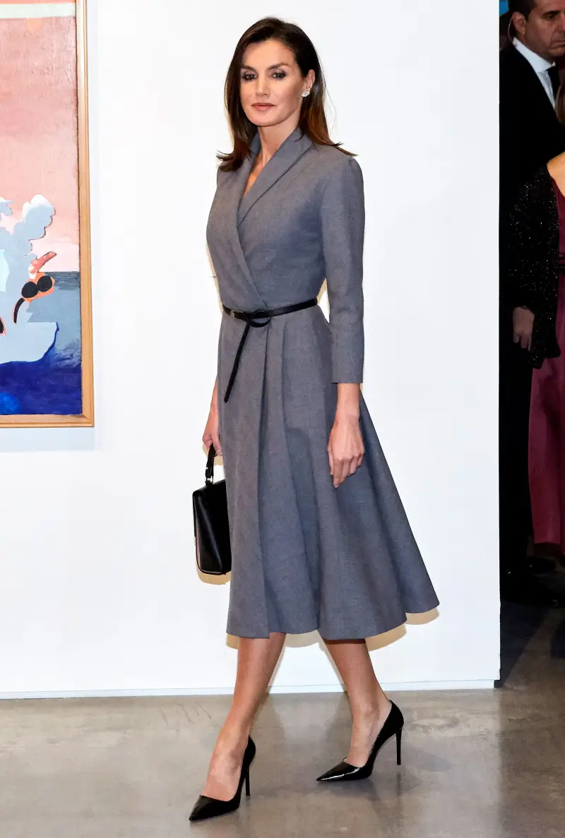 Queen-Letizia-Ortiz-of-Spain-gray-dress