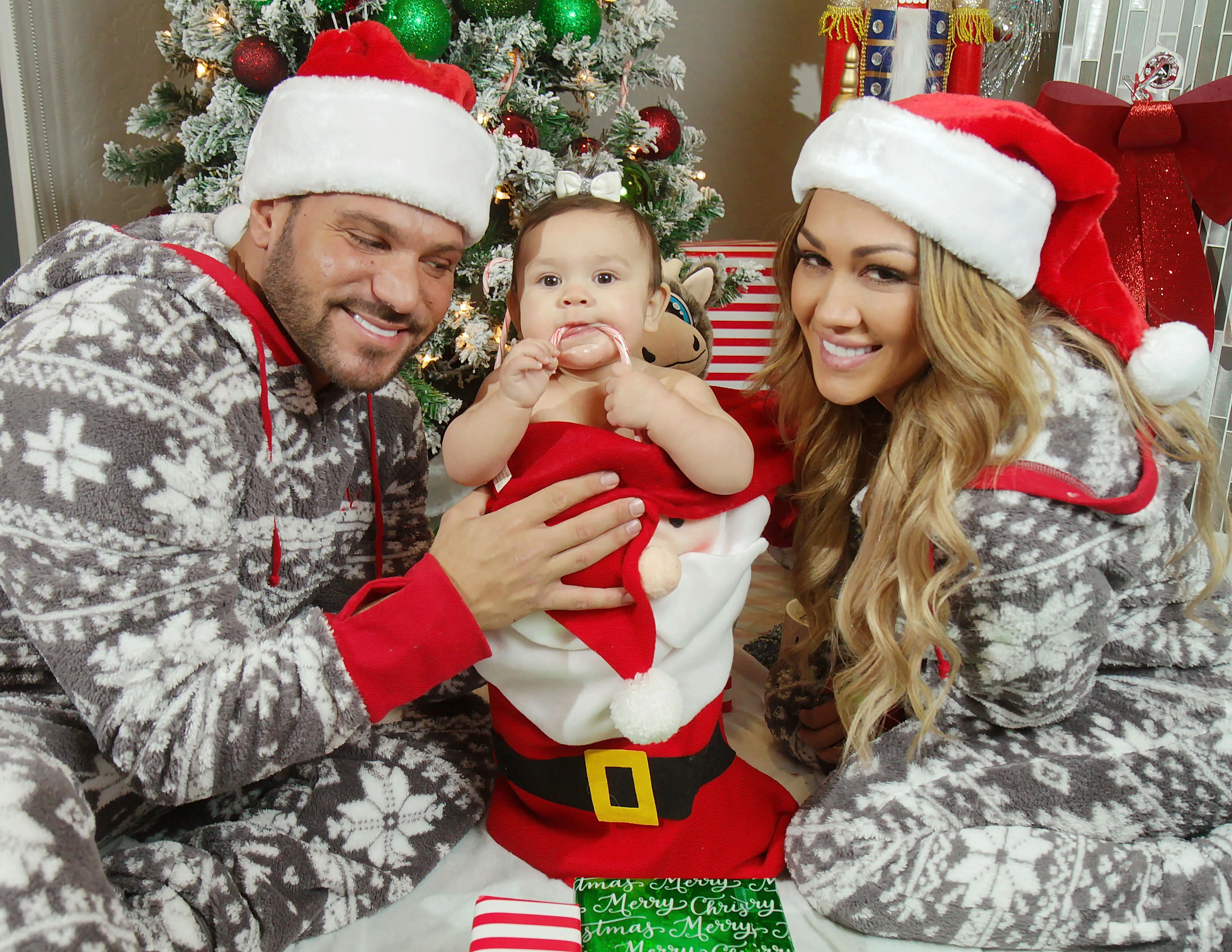 Ronnie Ortiz-Magro and Jen Harley Christmas Card Drama Aside