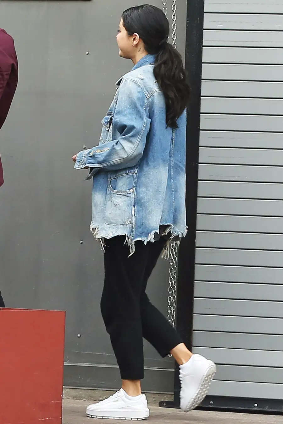 Selena Gomez Steps Out After Rehab Treatment