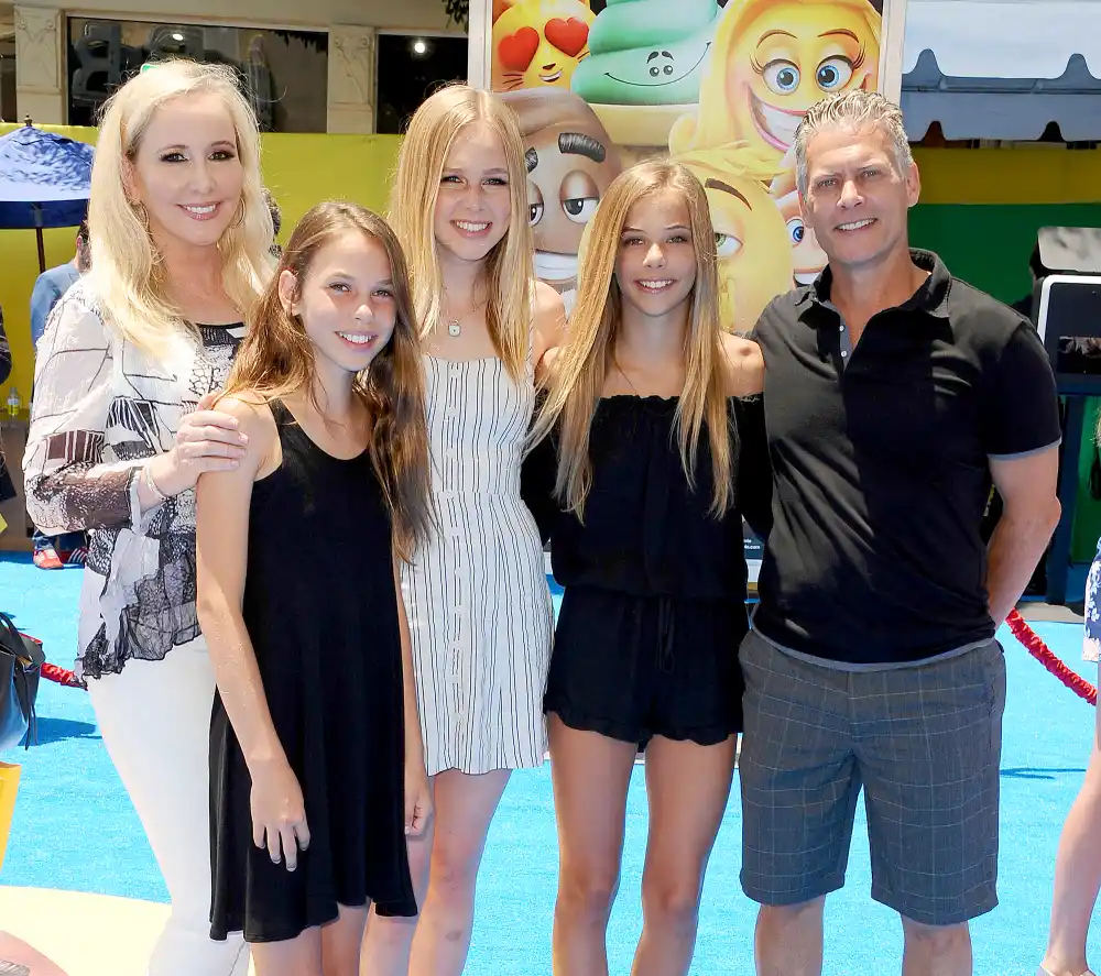 Shannon-Beador,-Adeline-Beador,-Stella-Beador,-Sophie-Beador-and-David-Beador