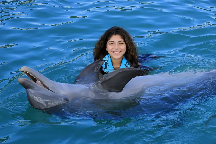 Teresa Giudice Vacations in Jamaica With Her Four Daughters: Pics