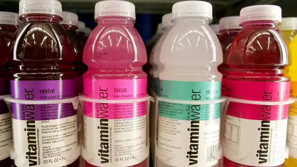 Vitaminwater Will Give $100,000 to Person Who Can Go Without Their Smartphone for a Year