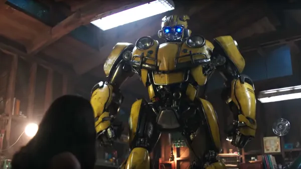 'Bumblebee' Review: Why Hailee Steinfeld's Transformers Flick Deserves Good Buzz