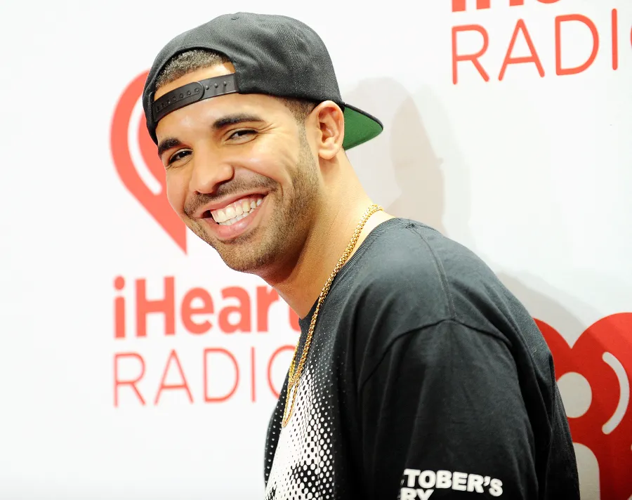 Drake visits heart patient in Chicago